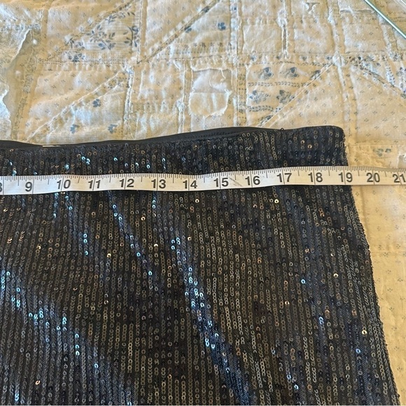 Black sequin midi skirt fully lined chic and classy, size XL - Picture 6 of 7